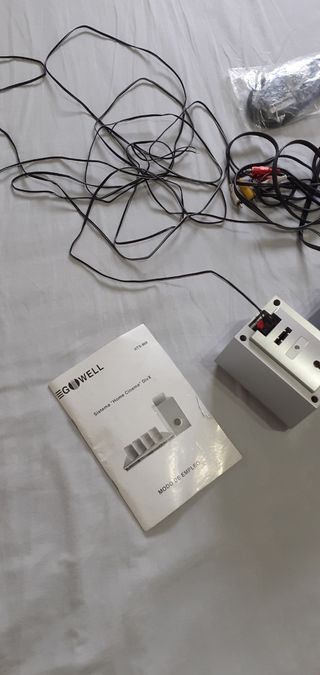 3 altavoces para cine en casa