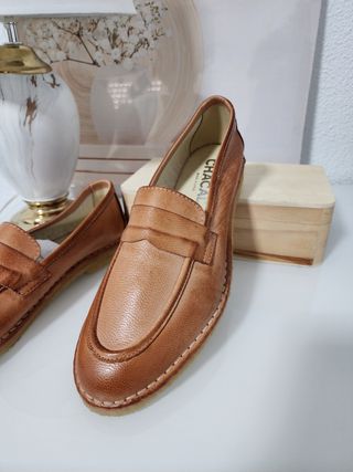 Mocasines de piel marrones
Talla 38,39,40