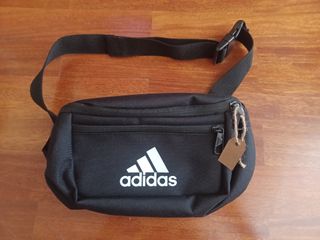 Riñonera Adidas Negra