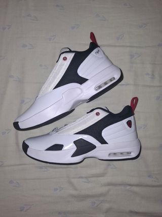 Zapatillas Jordan Max Aura 6 