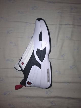 Zapatillas Jordan Max Aura 6 