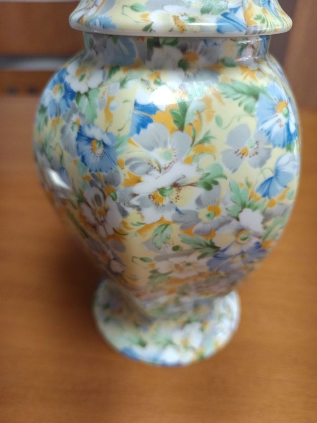 Jarrón de porcelana Queens