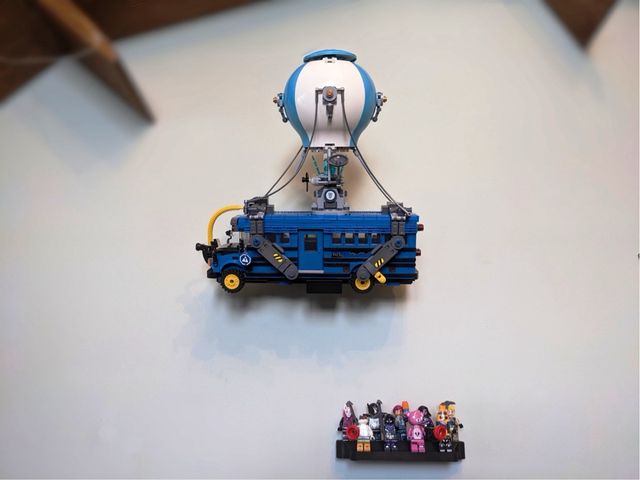 Soporte Pared Lego Bus Fortnite 77073