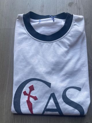 Uniforme Colegio Apostol Santiago
