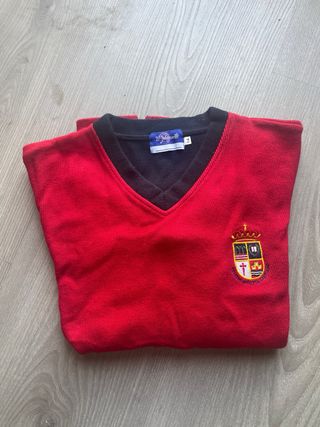 Uniforme Colegio Apostol Santiago