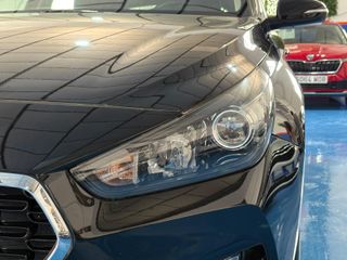 Hyundai i30 1.0 TGDI Link Fastback