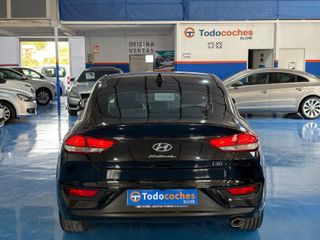 Hyundai i30 1.0 TGDI Link Fastback