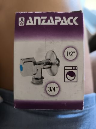 Llave de escuadra para lavadora 1/2 x 3/4