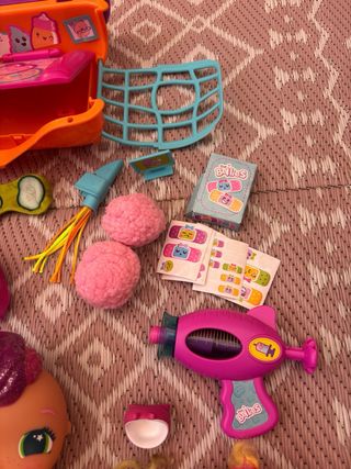 The Bellies Resort Spa con 4 muñecas y ropa