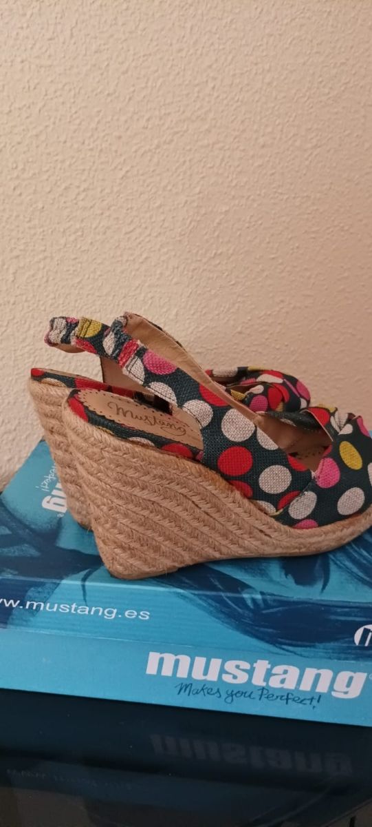 Cuñas Mustang Mujer Talla 39 Multicolor