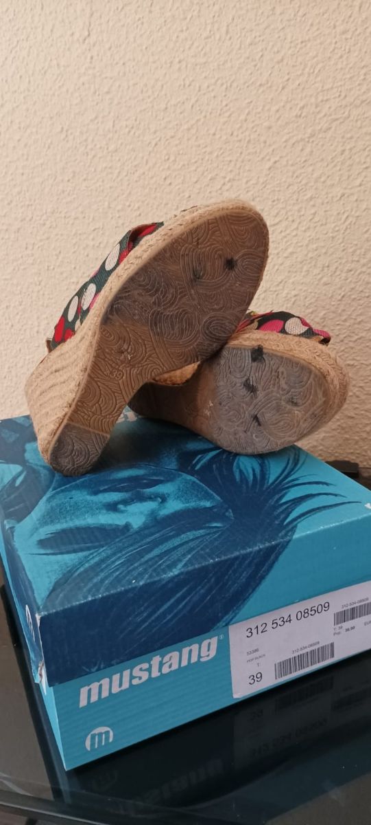 Cuñas Mustang Mujer Talla 39 Multicolor