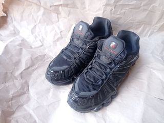 Nike Shox