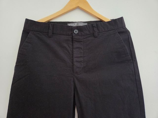 Pantalón negro chico, vestir o informal