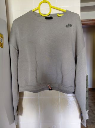 Sudadera Nike gris