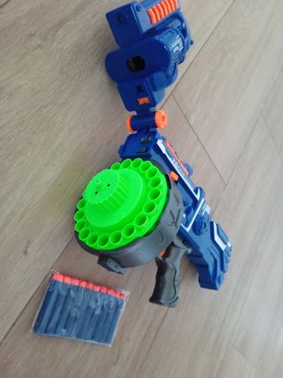 Pistola de dardos azul con cargador para 20 dardos