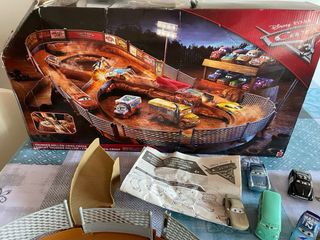 Circuito Cars 8 curvas y choques y 28 coches