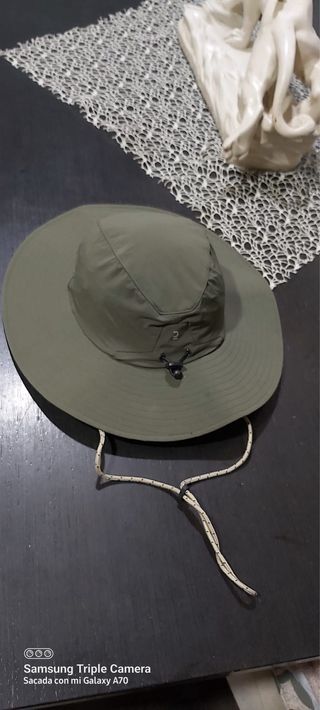 Gorro de verano verde