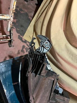 Faro Peugeot 3008 II Destro