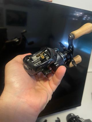 Carrete Daiwa Steez HLC