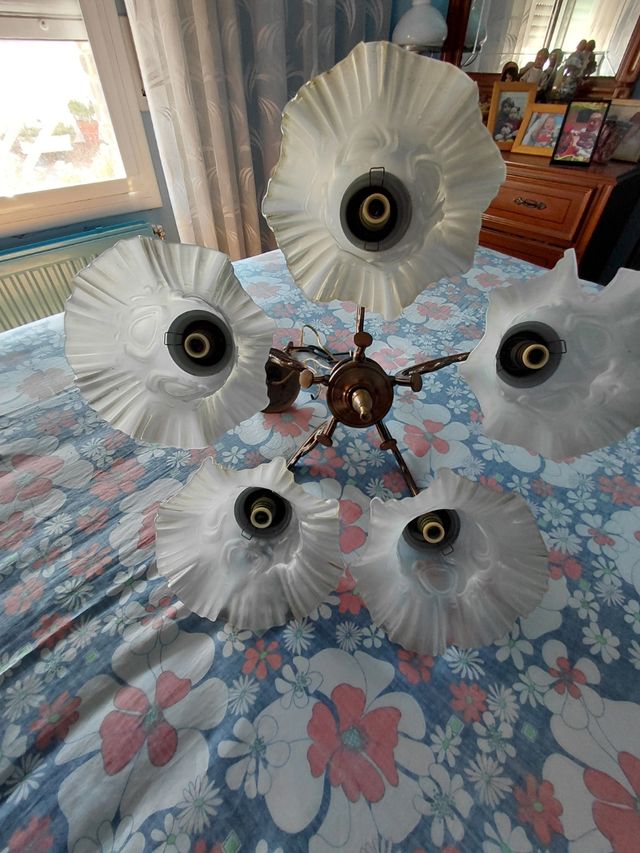 Lampada vintage in vetro e metallo