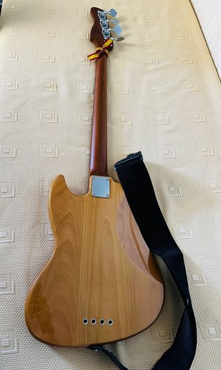 Marcus Miller V5 Alder-4 NT