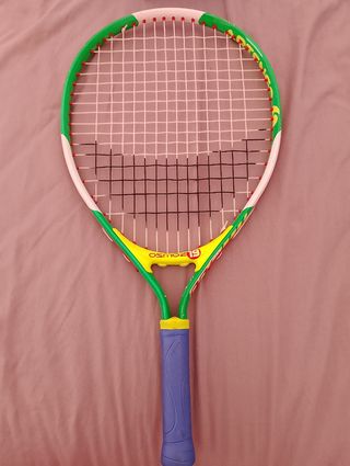 Raqueta de tenis infantil verde y amarilla