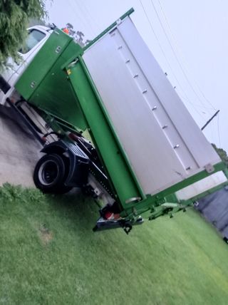 Volkswagen Crafter con basculante.2015