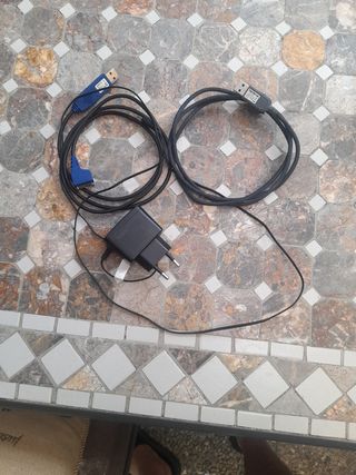 Cargador Nokia AC-3E3 y cables CA-42, CA-53