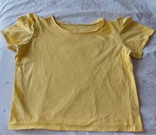 Jeans rotos mujer talla M y más prendas
Todo 25€ 
