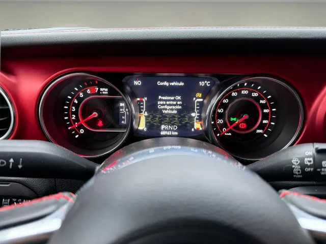 Jeep Wrangler 2.0T RUBICON 8ATX