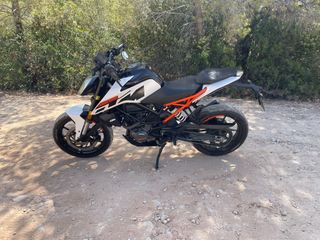 KTM DUKE 125