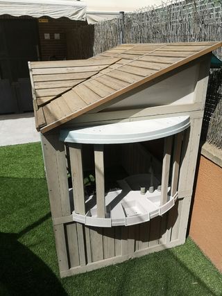 Caseta infantil de madera para exterior
Kidkraft 