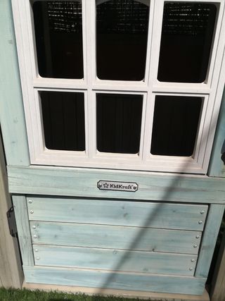 Caseta infantil de madera para exterior
Kidkraft 