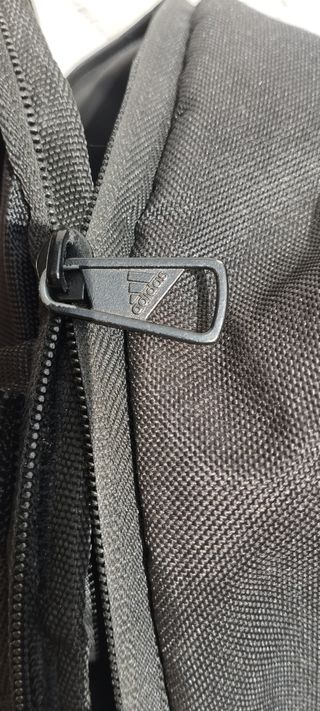 MOCHILA ADIDAS NEGRA