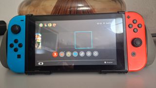 Nintendo Switch blu/rosso con accessori
