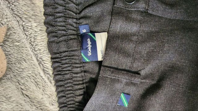 Pantalones grises escolares niño (6 años)