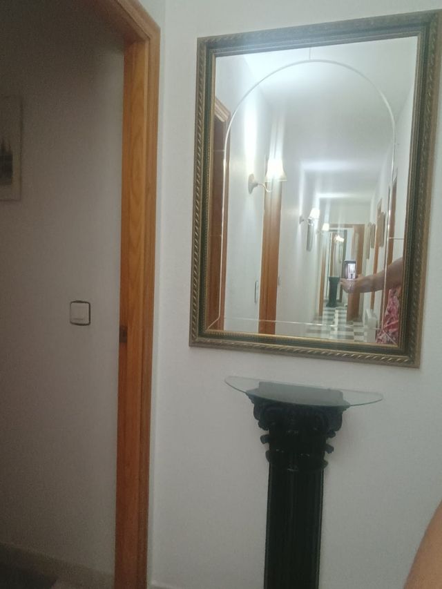 Recibidor de entrada y pasillo