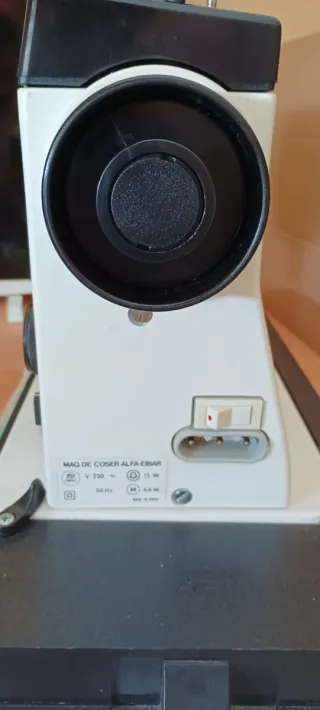 Máquina de coser Alfa Zig Zag