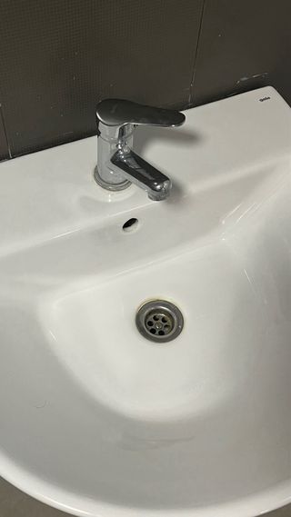 pila + pedestal + bidé + grifería Marca GALA