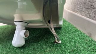 pila + pedestal + bidé + grifería Marca GALA