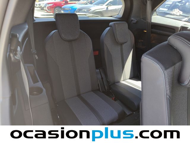Peugeot 5008 Hybrid 1.2 Allure Pack eDCS6 100 kW (136 CV)