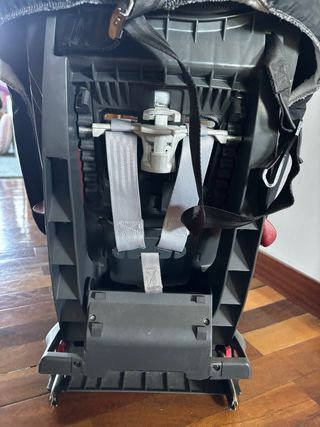 Silla coche Romer. Usada en buenas condiciones. 