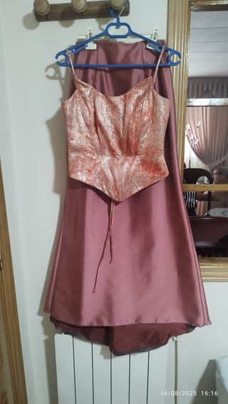 Vestido de fiesta dorado y rosa