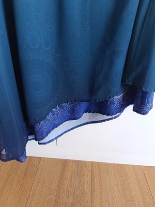 Blusa Desigual asimétrica azul turquesa