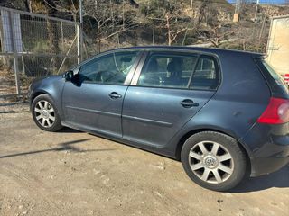 Volkswagen Golf 2005