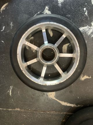 Rueda de patinete de aluminio