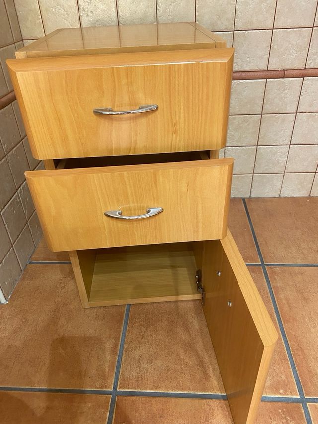 Mueble de baño de madera colgante