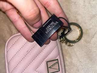 Monedero Victoria's Secret Rosa con Llavero