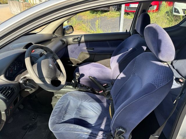 Peugeot 206 2003 HDI 