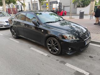 Lexus IS 2011